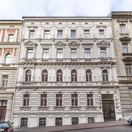 Limehome Prague Halkova Bagian luar foto
