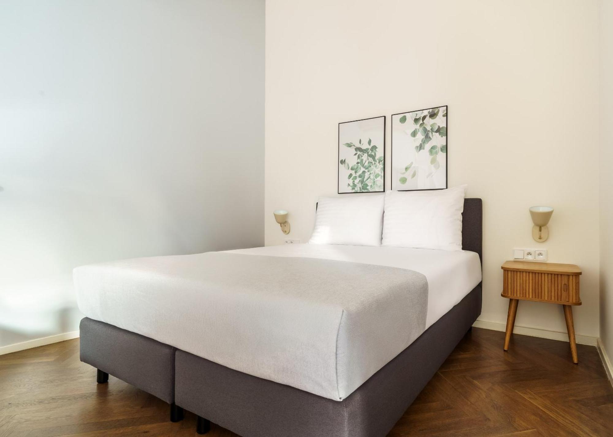 Limehome Prague Halkova Ruang foto