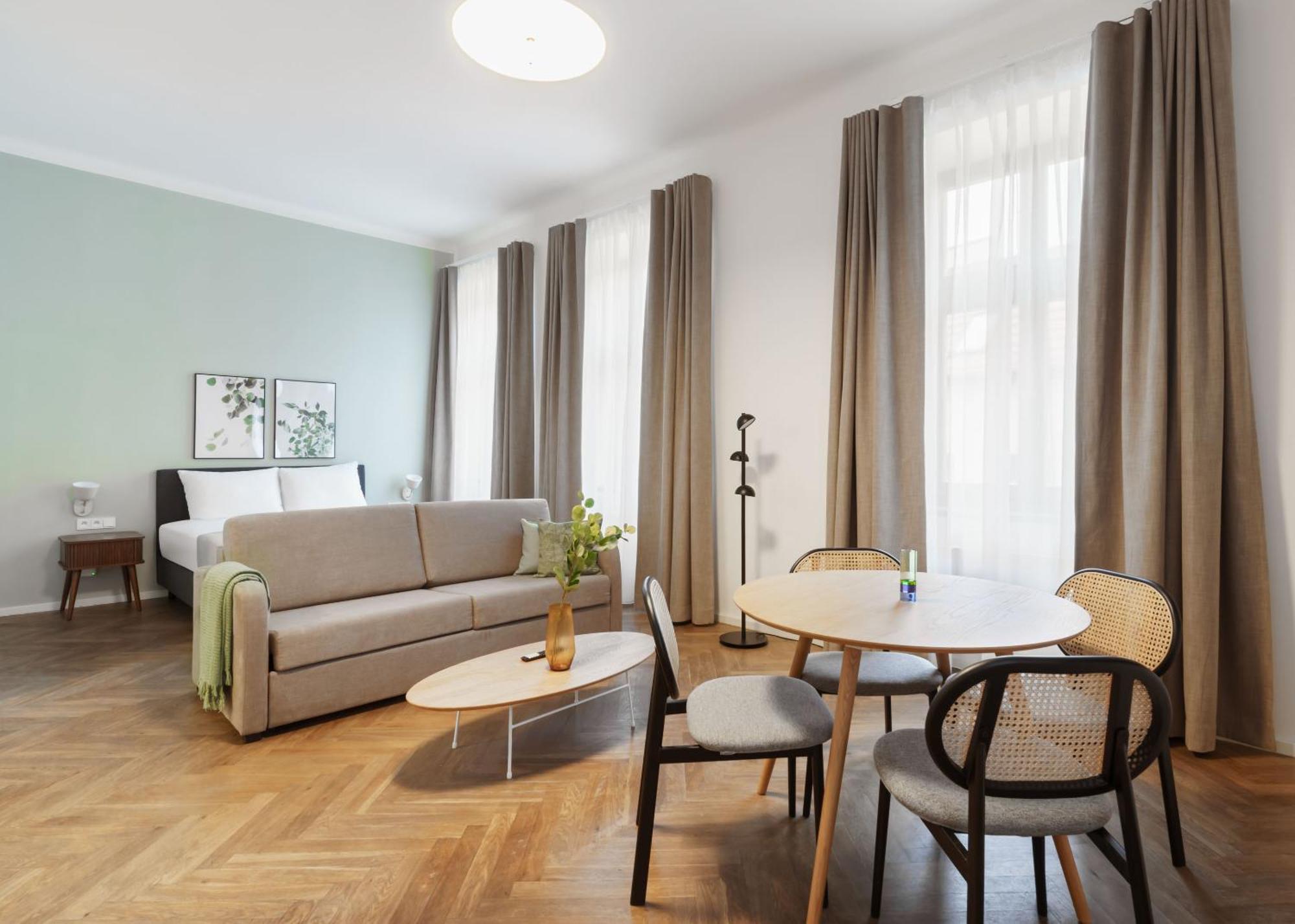 Limehome Prague Halkova Bagian luar foto