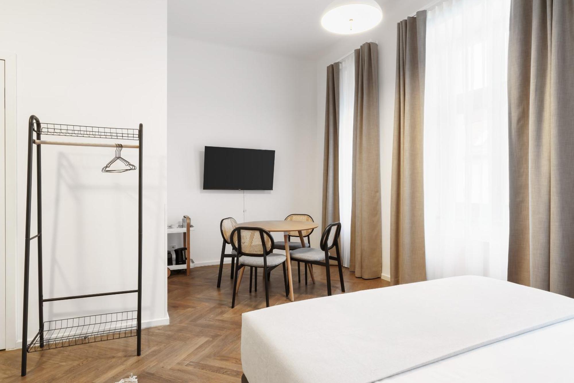 Limehome Prague Halkova Ruang foto