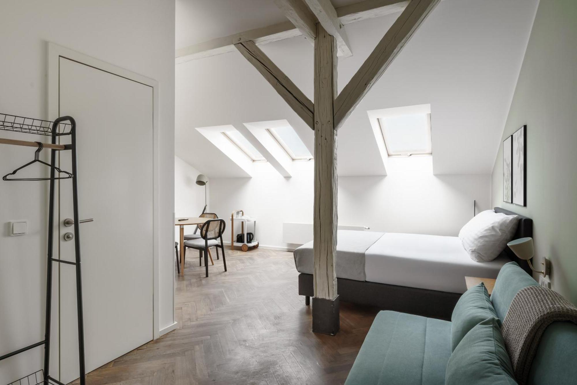 Limehome Prague Halkova Bagian luar foto