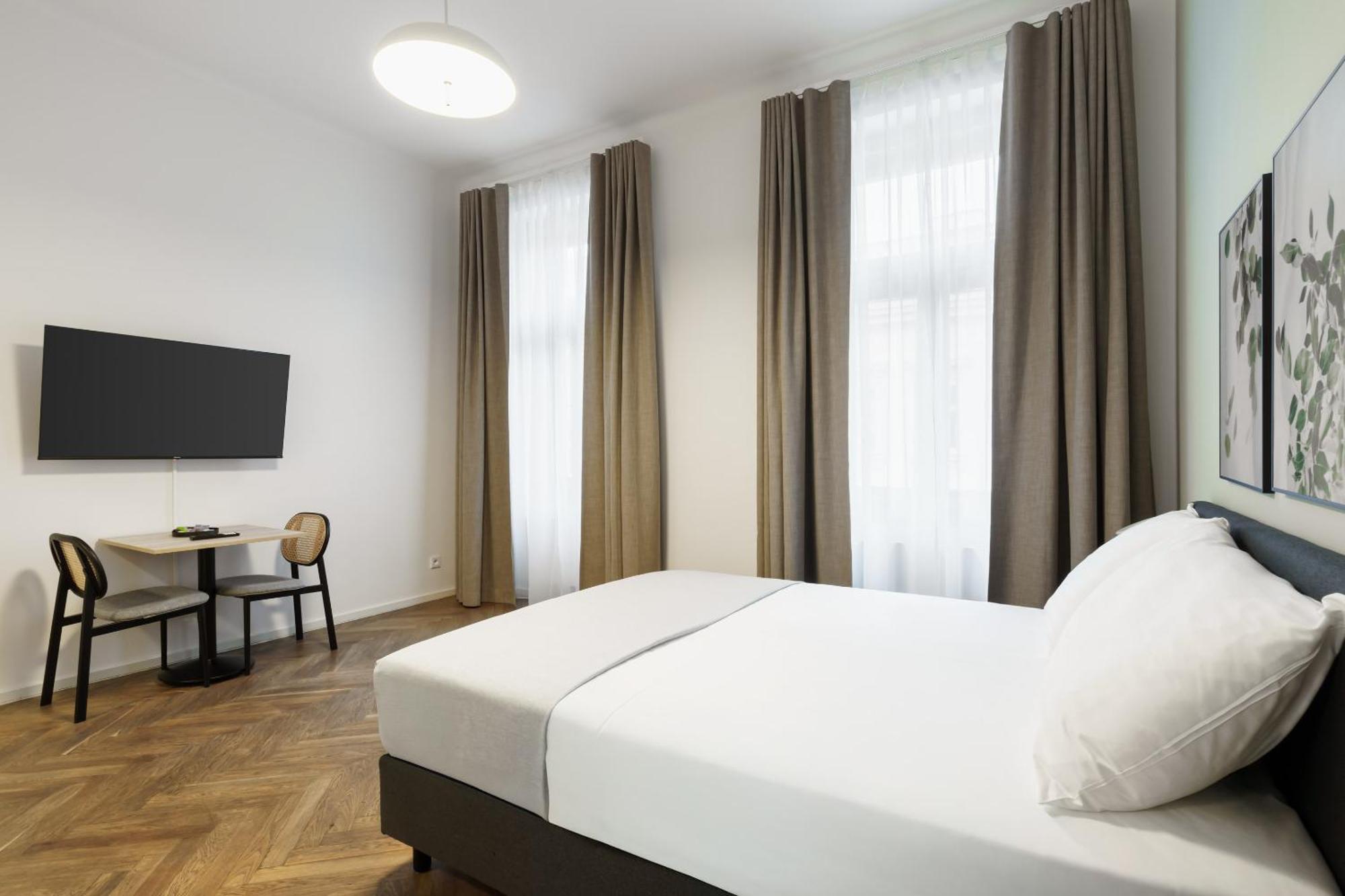 Limehome Prague Halkova Ruang foto